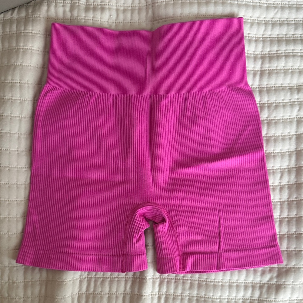 Women’s Pink Ribbed biker Shorts